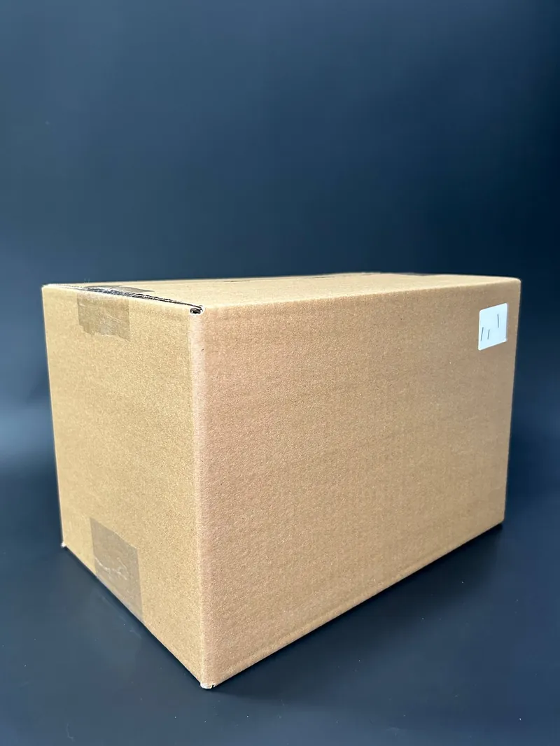 Б/У трехслойные картонные коробки 40х30х40 см для OZON Т22 Б/У трехслойные картонные коробки 40х30х40 см для OZON Т22