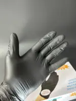 Перчатки нитриловые/виниловые черные размер M (100 штук в пачке) Black vinyl/nitrile Latex Free