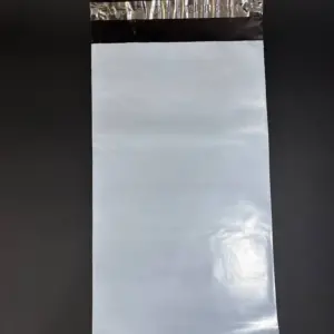 Курьерский пакет 10х30 см бело-серый без печати, без кармана