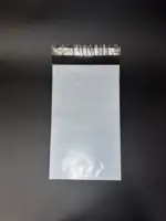 Курьерский пакет 15х30 см бело-серый без печати, без кармана