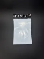 Курьерский пакет 17х21 см бело-серый без печати, без кармана