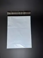 Курьерский пакет 25х30 см бело-серый без печати, без кармана