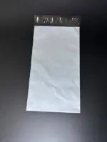 Курьерский пакет 25х60 см бело-серый без печати, без кармана