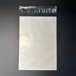 Курьерский пакет 50х60 см бело-серый без печати, без кармана